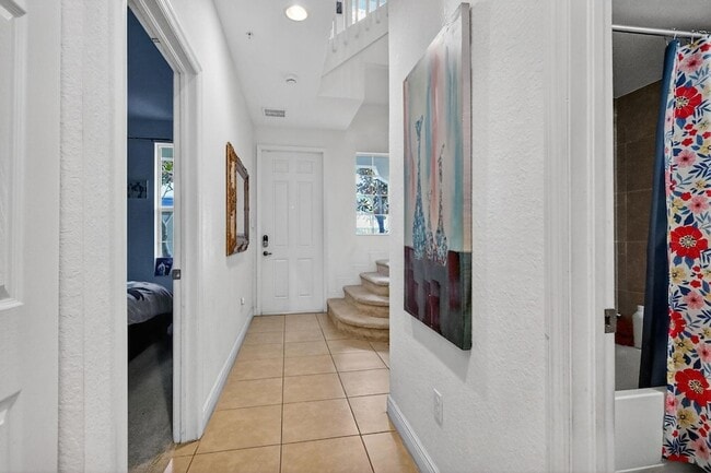 Building Photo - 2705 SW 119th Way