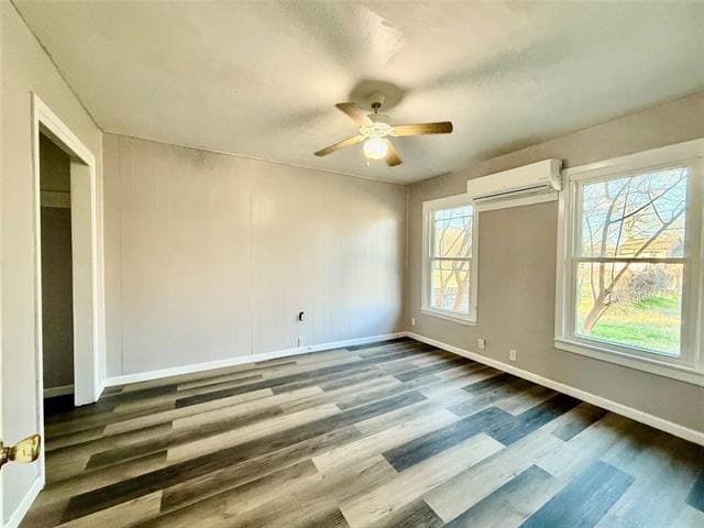 Building Photo - 815 SE 18th St