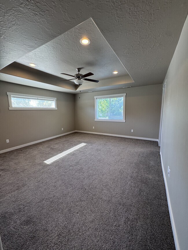 Building Photo - 9543 W Goldenpond Ct
