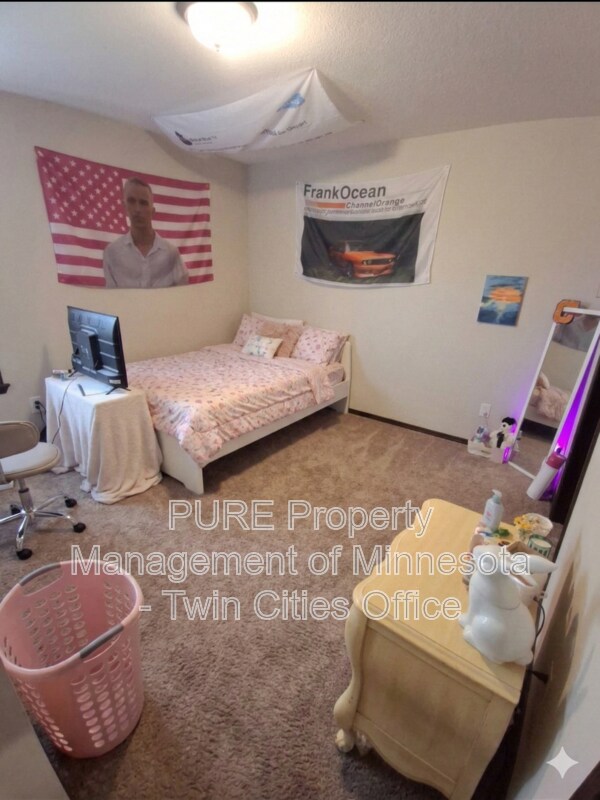 Building Photo - 1704 Basswood Ct