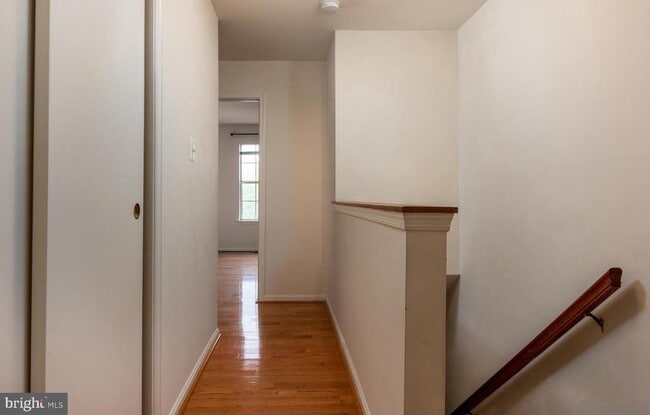 Building Photo - 8734 Ruppert Ct