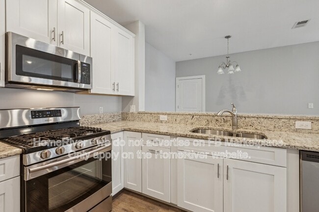 Building Photo - 517 Tavern Rd