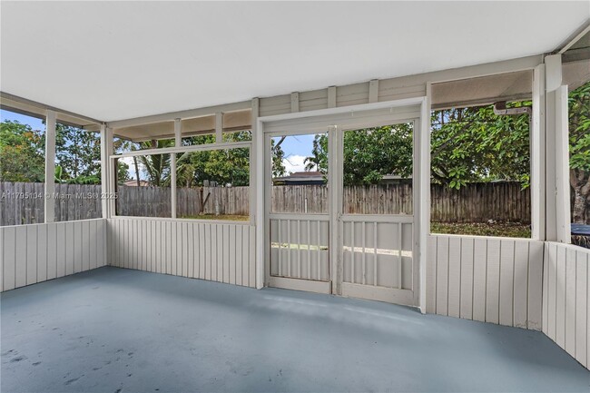 Building Photo - 29731 SW 147th Ave