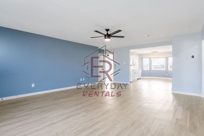 Building Photo - 4506 Windcrest Dr