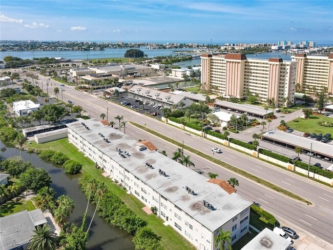 Building Photo - 4455 Duhme Rd