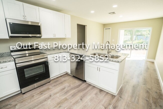 Building Photo - Fresh-Build 3-Bedroom Home in Lakeland