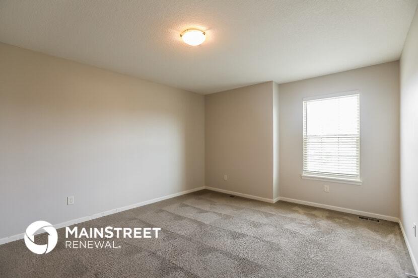 Building Photo - 1406 NE Jaclyn Dr