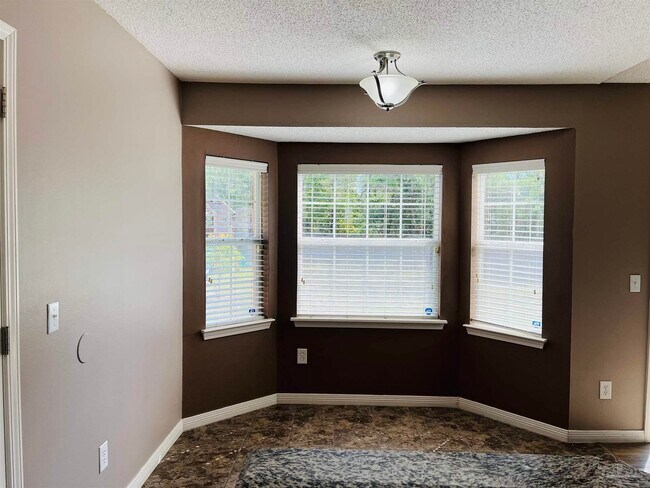 Building Photo - 5498 Keel Dr