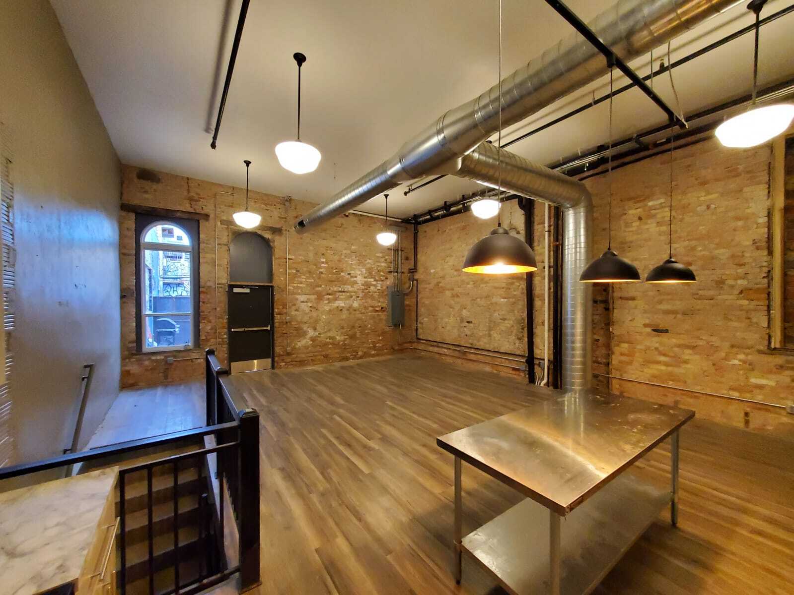 Building Photo - 618 Saint Joseph St