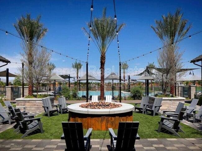 Building Photo - 13300 N 141st Ln