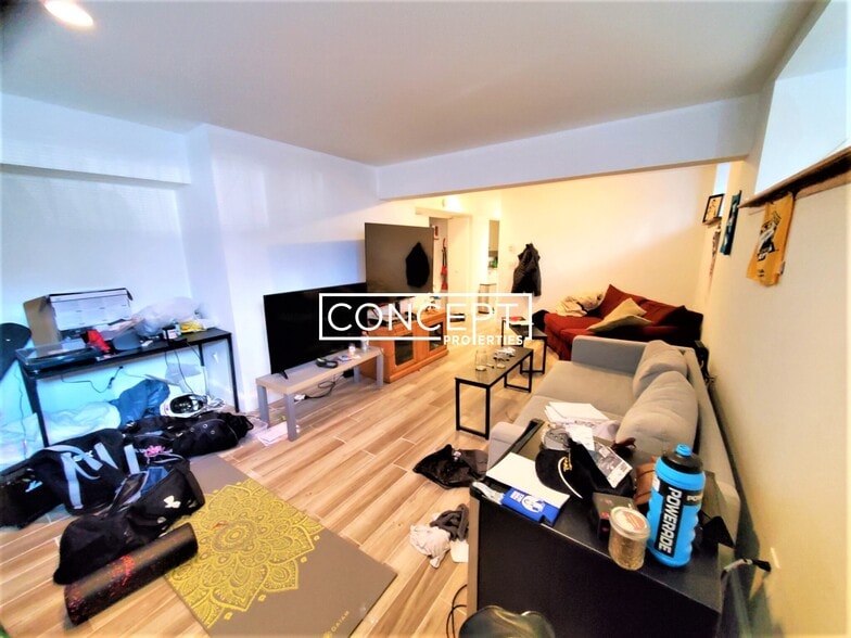 Building Photo - 776 Columbus Ave