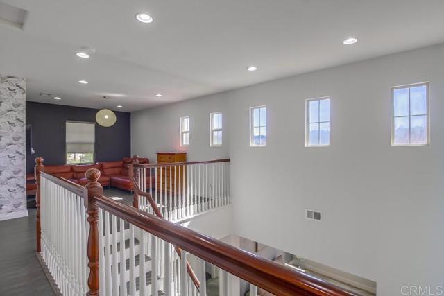 Building Photo - 262 Avenida Loretta