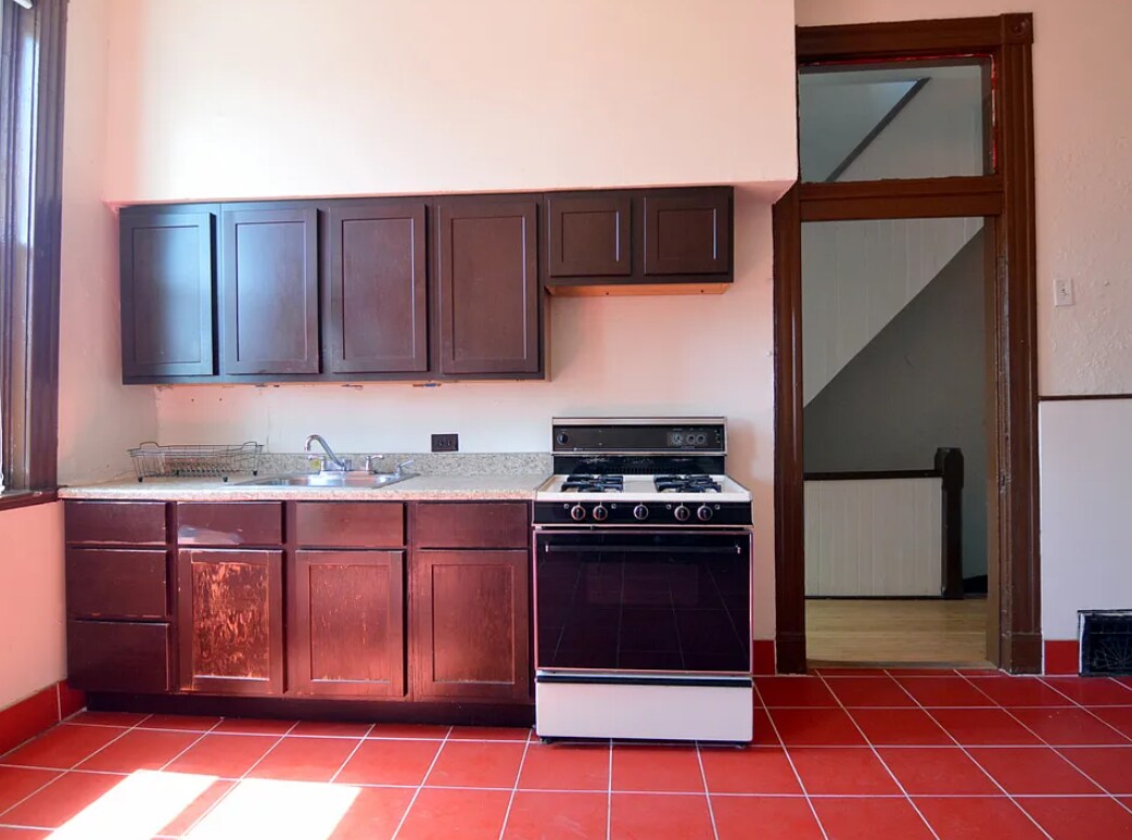 Building Photo - 2734A Armand Pl