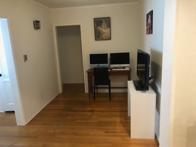 Hallway - 978 Hancock Ave