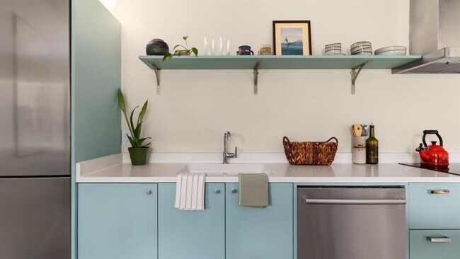 Building Photo - 1208 Enfield Rd