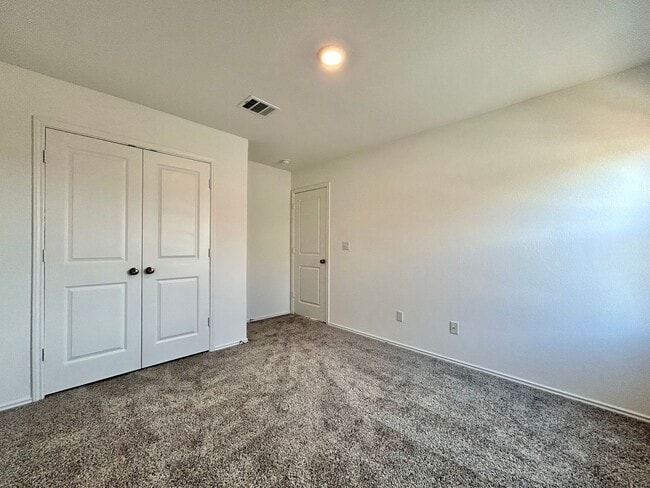 Building Photo - Spacious 4/BR 2.5/BA Two-Level Home with 3-Car Garage & Covered Deck