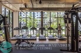 Building Photo - 11200 Biscayne Blvd