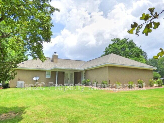 Building Photo - 2723 Summerfield Pl