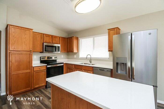 Building Photo - 1625 E Aspen Ave