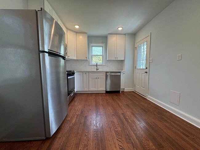 Building Photo - 9405 Rhode Island Ave