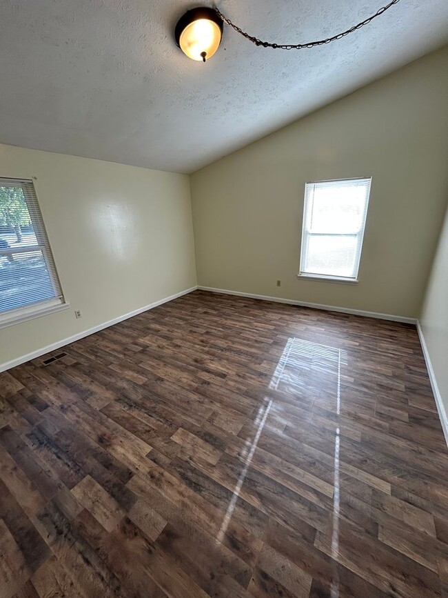 Building Photo - Perfectly Located Carrollton City Duplex!