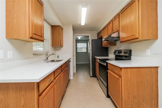 Building Photo - 535 San Lanta Cir