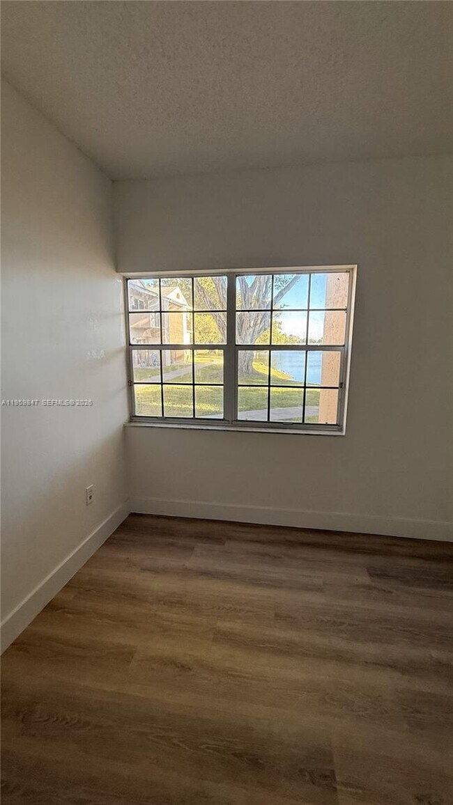 Building Photo - 2301 NW 96th Terrace