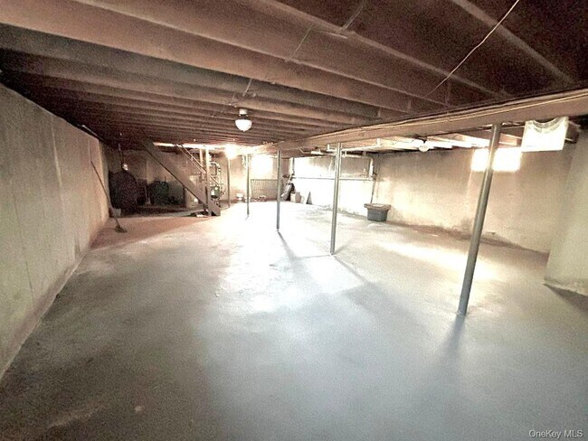 Building Photo - 78 Carlton Ave