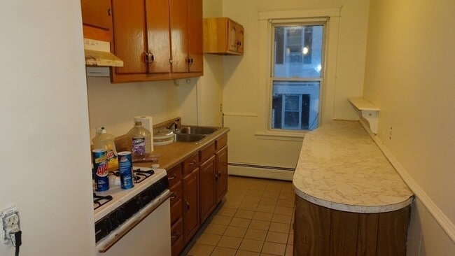 Building Photo - 911 Pine St