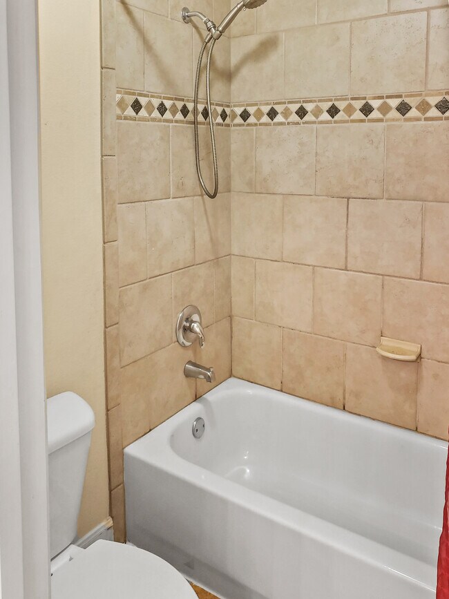 Building Photo - 8109 Endeavor Cir