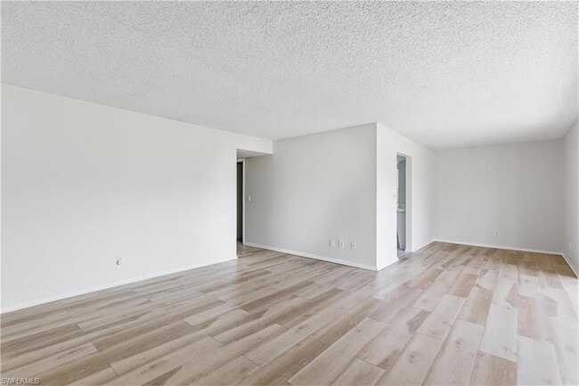 Building Photo - 1400 Pompei Ln