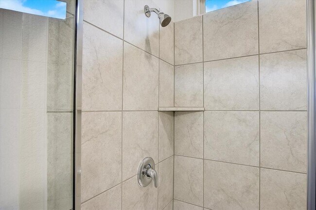 Building Photo - 108 Peruvian Ln