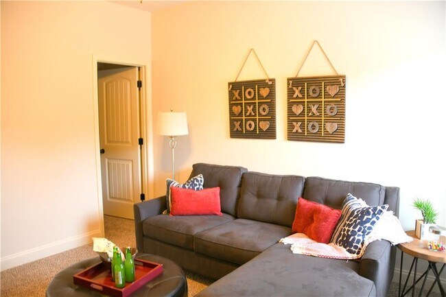 Building Photo - 5730 Lanier Valley Pkwy