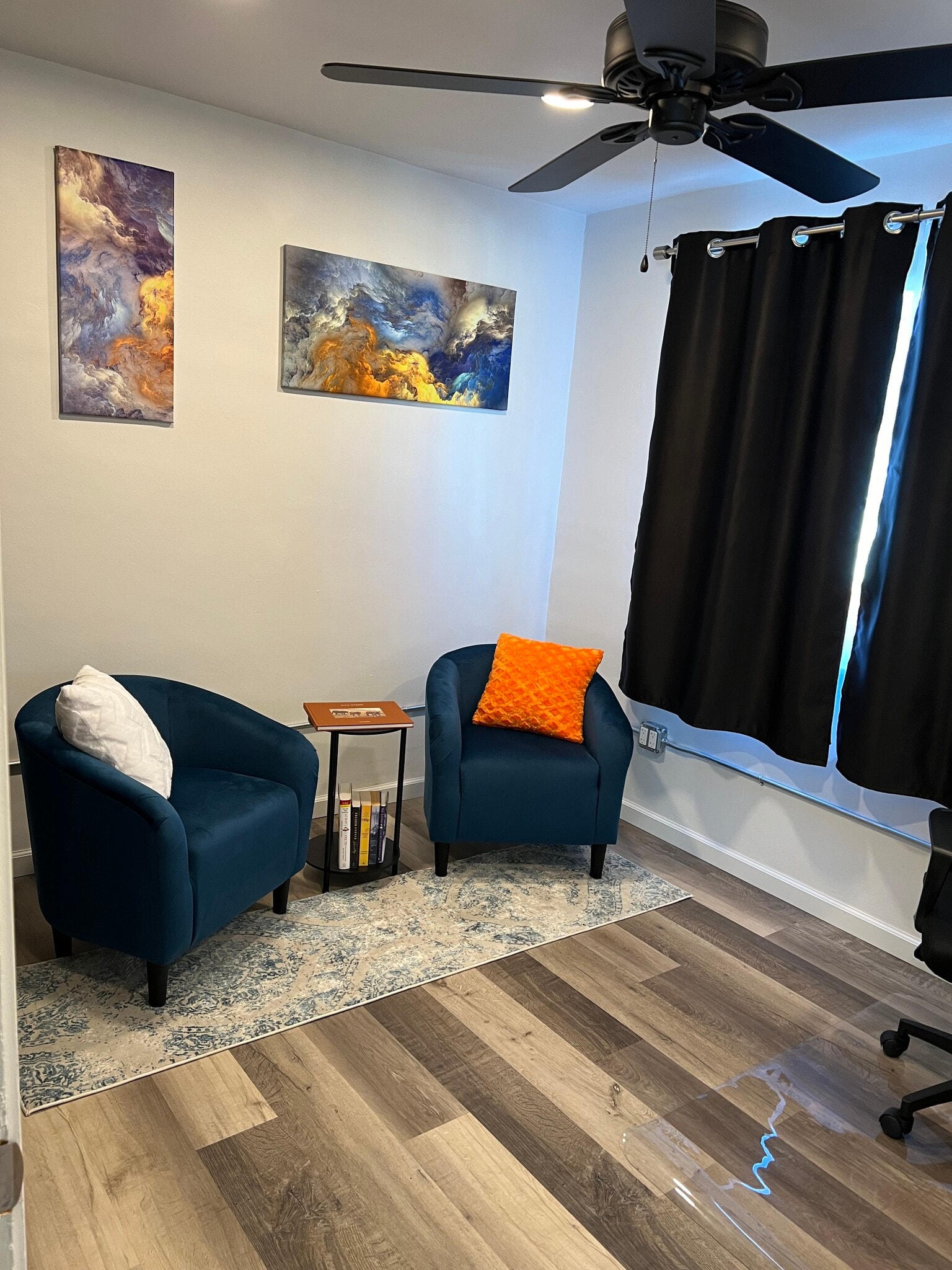 Building Photo - 2696 S Melbourne St