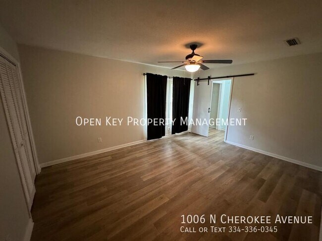 Building Photo - 1006 N Cherokee Ave