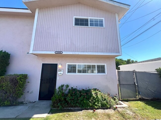 Primary Photo - 11936 223rd St