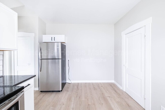 Building Photo - 3850 N Capitol Ave