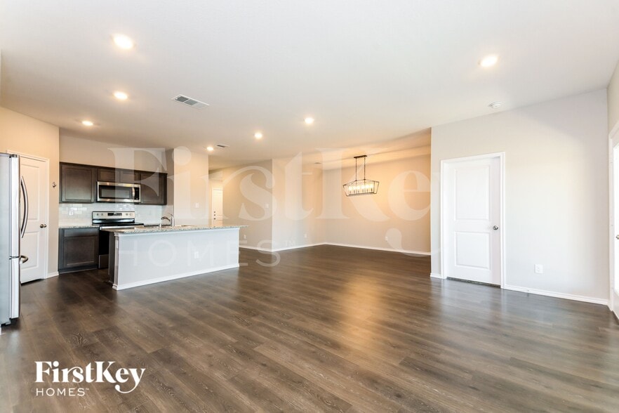 Building Photo - 406 Knapsack Ln