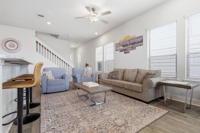 Building Photo - 4429 Ibiza Ln