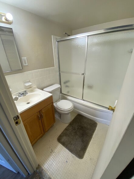 Building Photo - 2534 Telegraph Rd