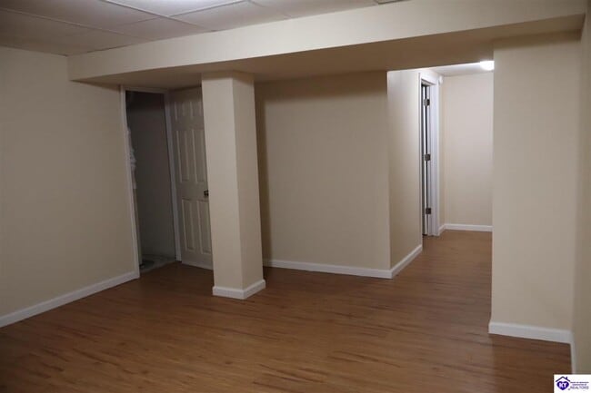 Building Photo - 4484 Rineyville Rd