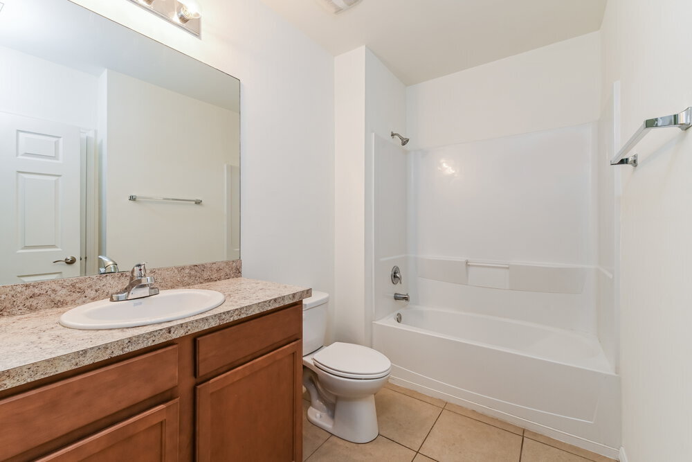 Building Photo - 2605 SE 4th Ave