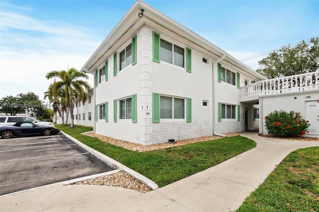 Building Photo - 1801 NE 62nd St