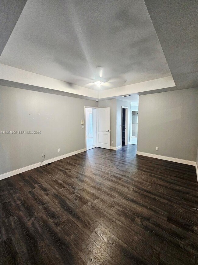 Building Photo - 2161 SW Imperial St