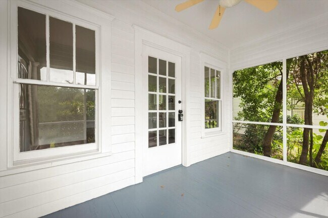 Building Photo - 3971 Boone Park Ave