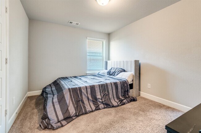 Building Photo - 1284 Caprock Dr