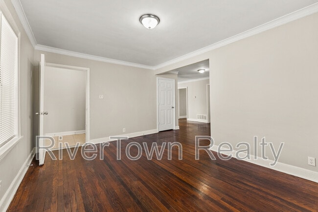 Building Photo - 1093 N Watkins St