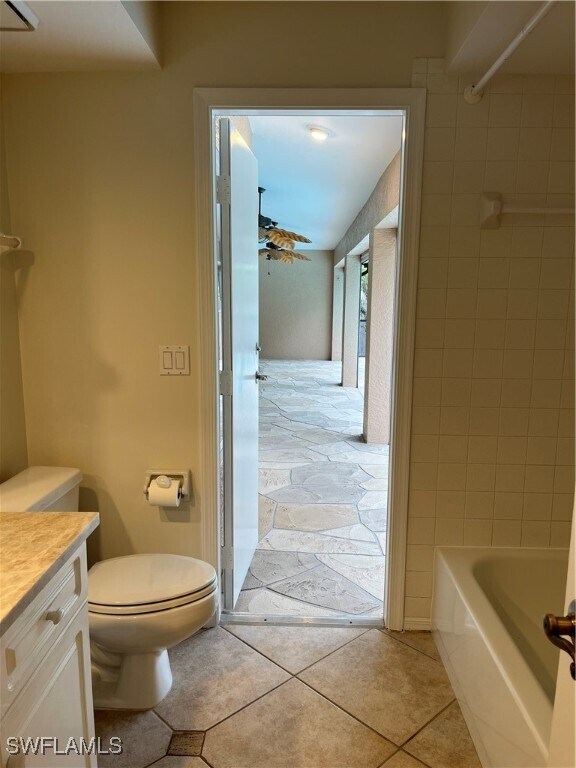 Building Photo - 385 Ashbury Way