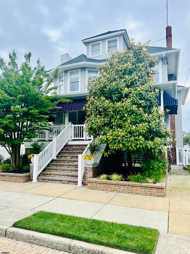 Building Photo - 16 S Somerset Ave