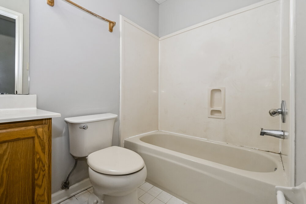Building Photo - 15 Oakridge Cove